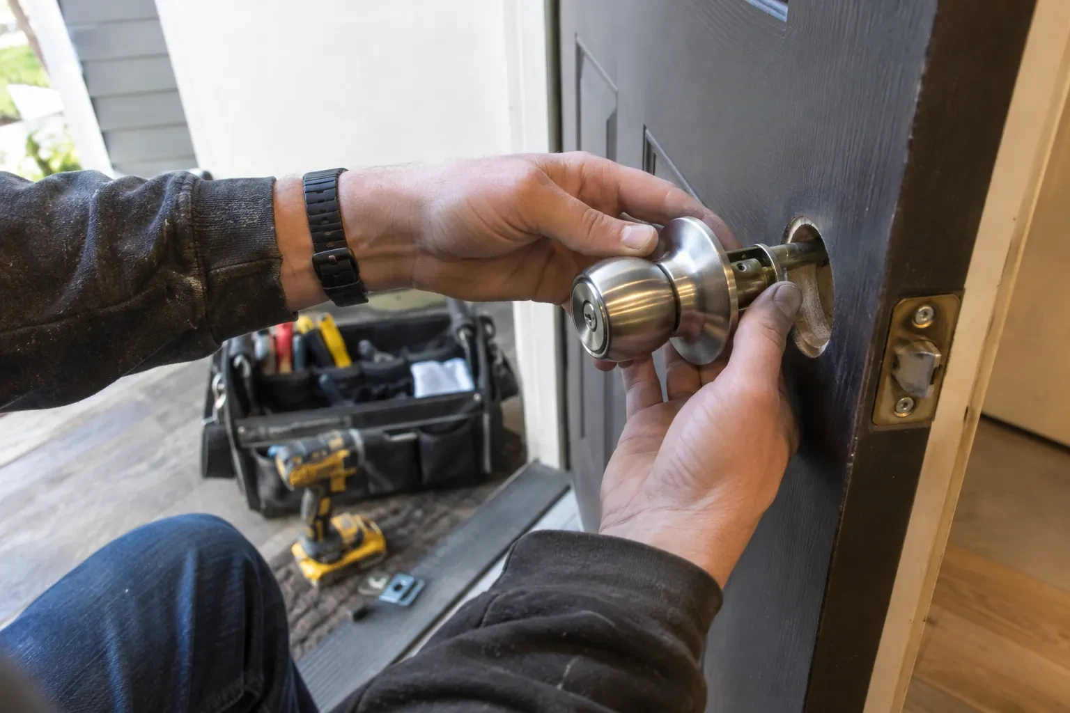 Illustrative locksmith scene; not an actual job